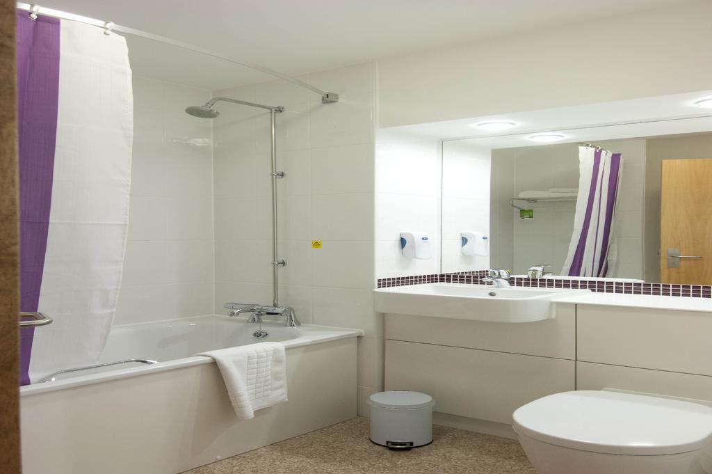 Premier Inn Swindon Central Exteriér fotografie